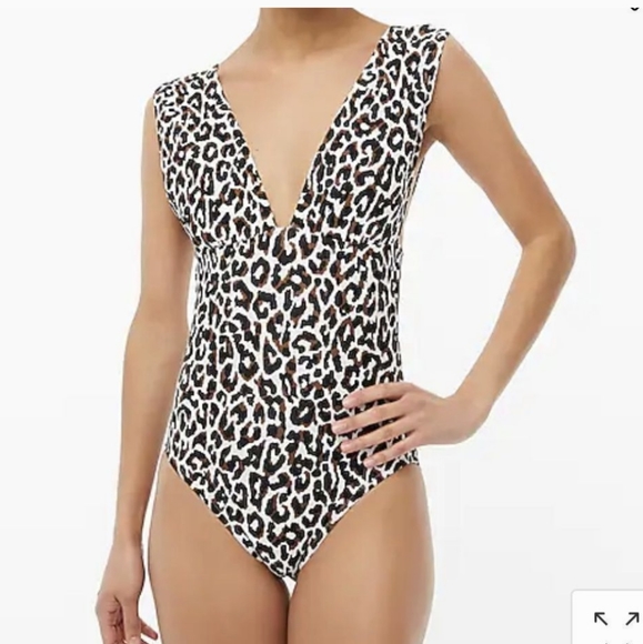 Sold! J. Crew NWT Cheetah V Neck Plunge Swimsuit - Picture 2 of 12